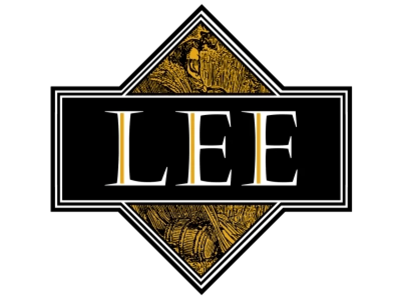 Reyes Beverage Group Logo